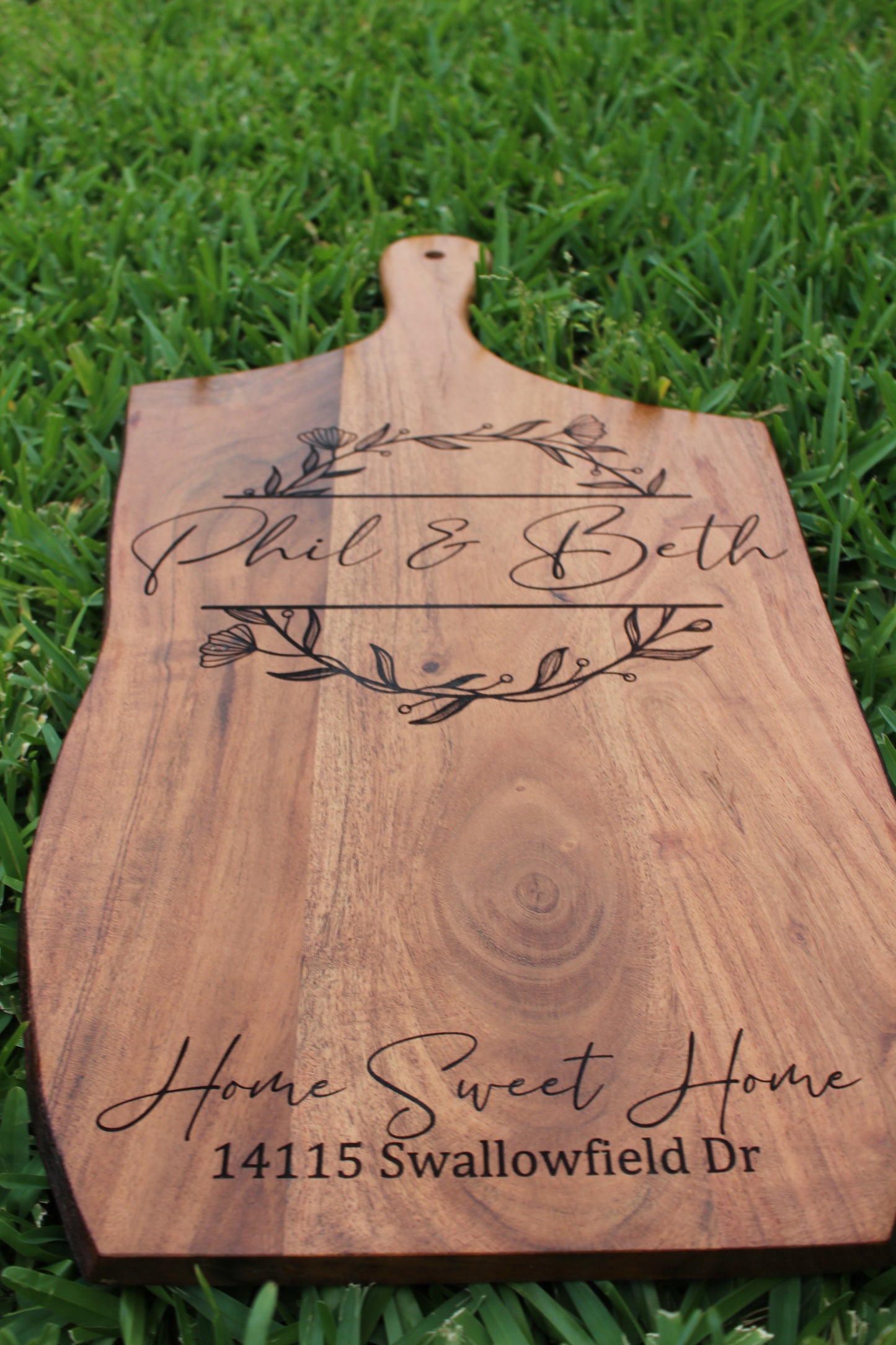 Cutting Board with Handle