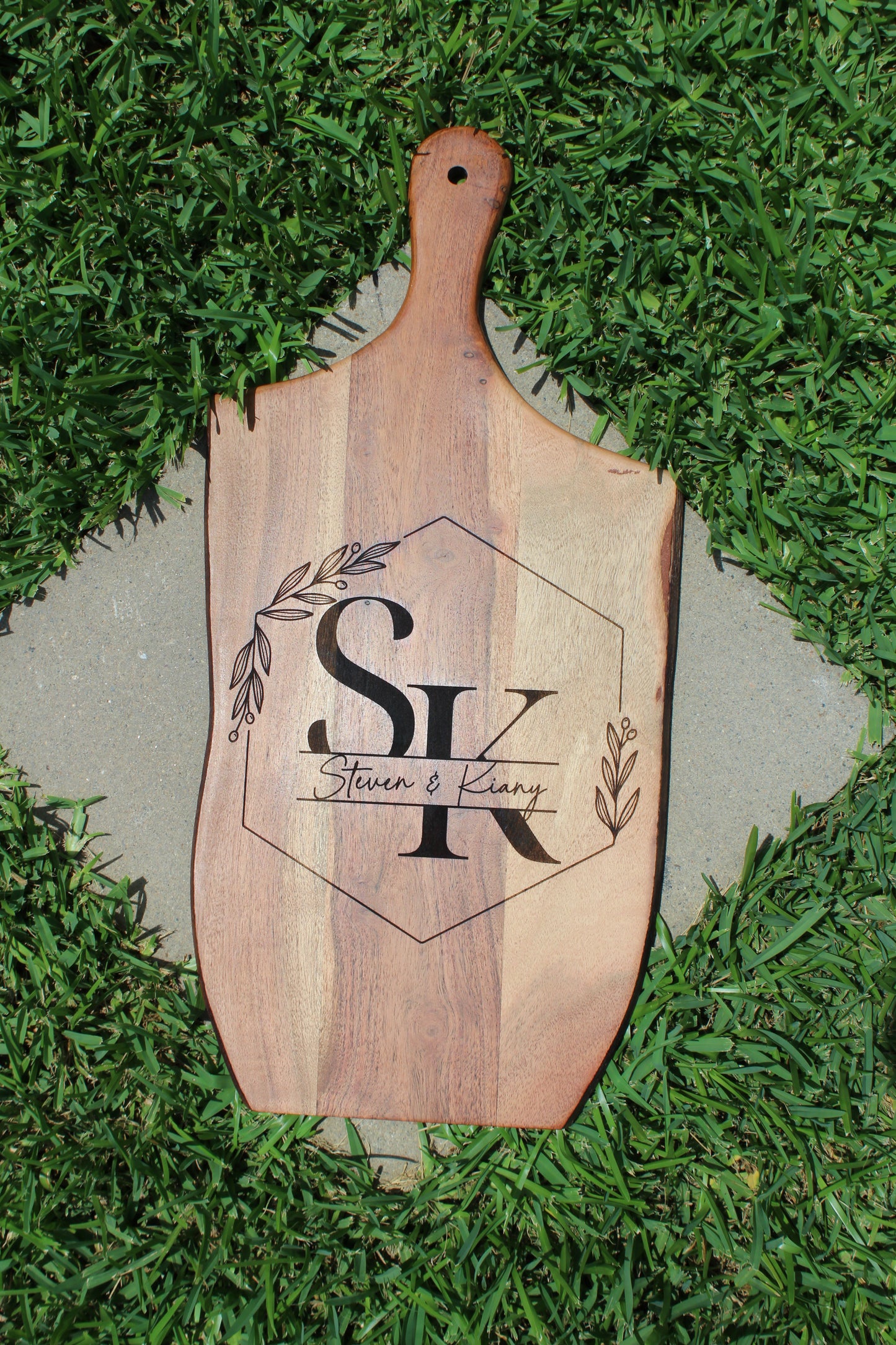 Cutting Board with Handle